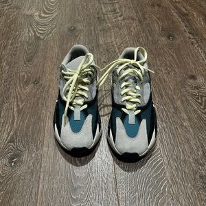 Yeezy Boost 700- Wave Runner